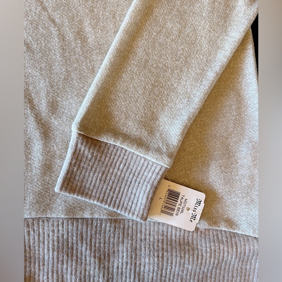 Miss me sweatshirt brand new with tags - Picture 2 of 3
